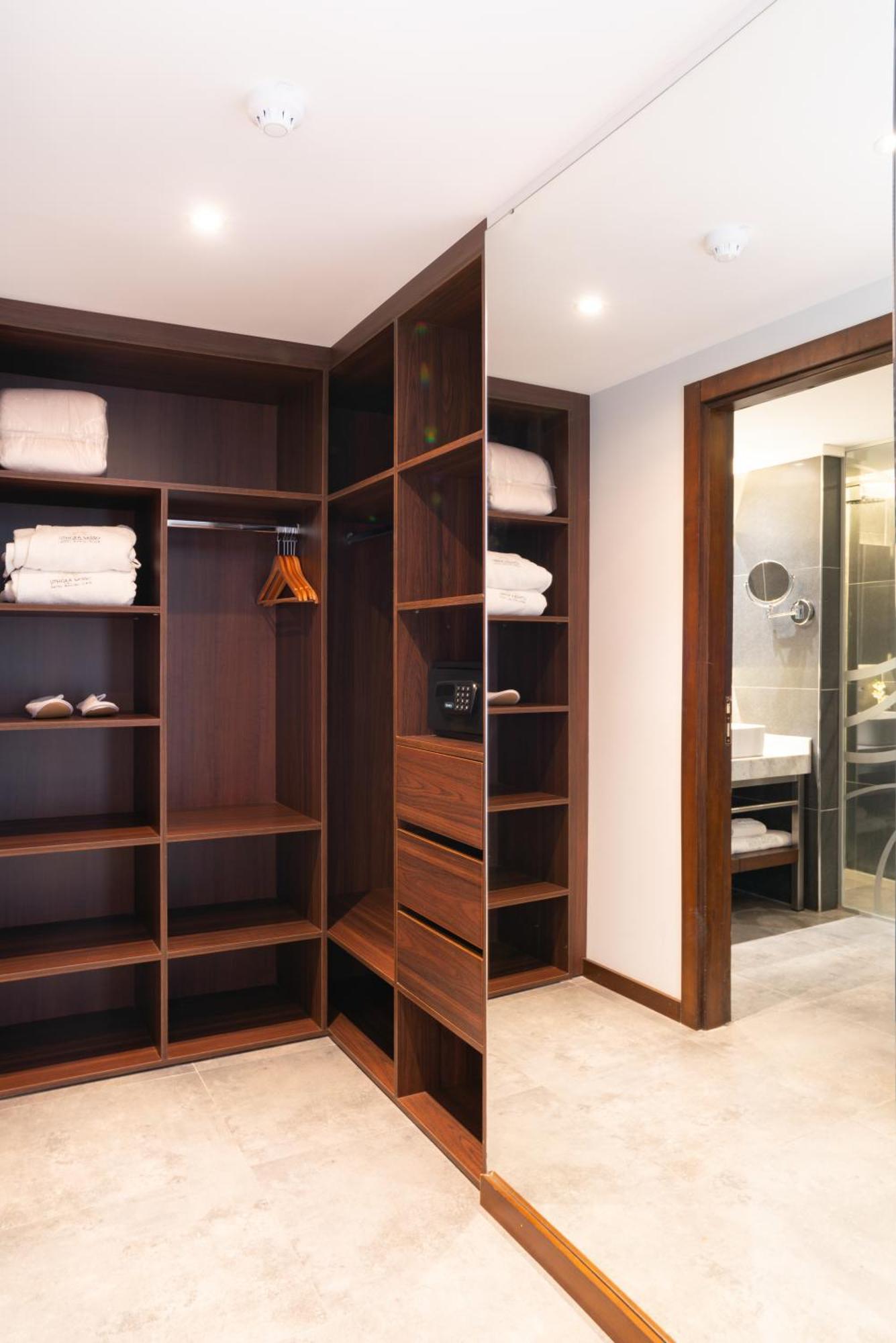 Uthgra Sasso 5* Mar del Plata